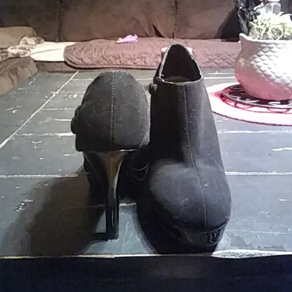 4-inch Heeled Booties - Picture 3 of 5